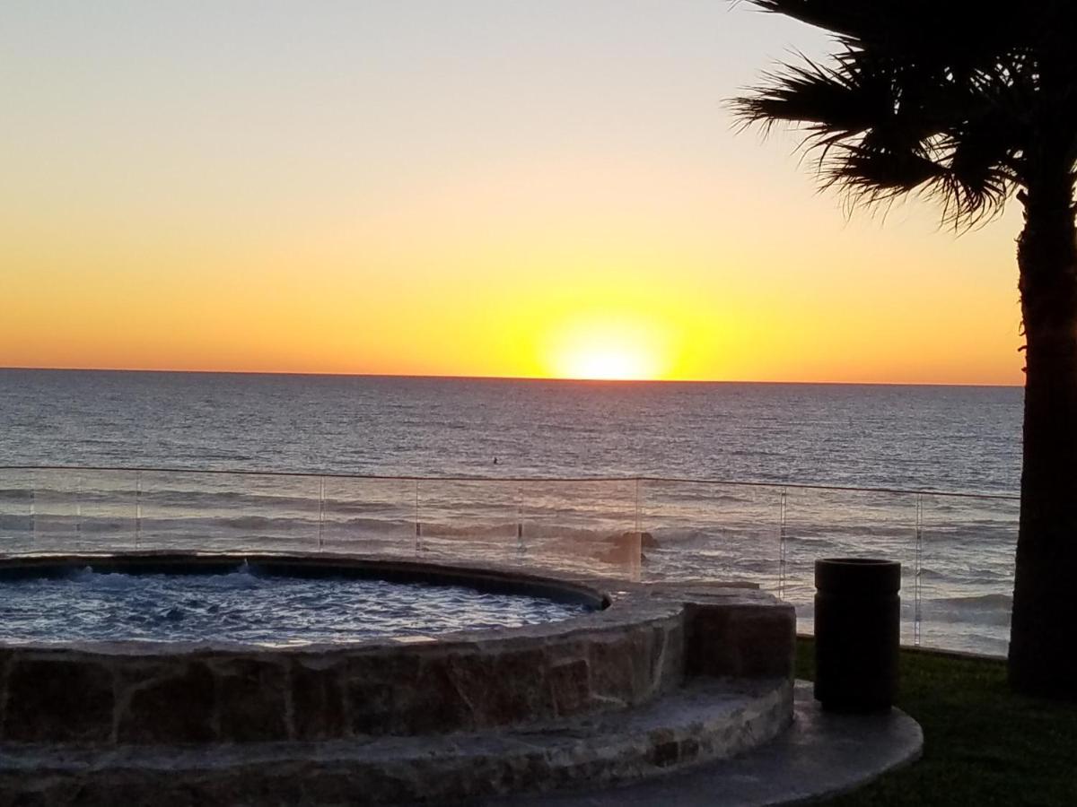 罗萨里托'Luxury Oceanfront Penthouse With Pools, Jacuzzis And Spectacular Ocean Views'公寓 外观 照片